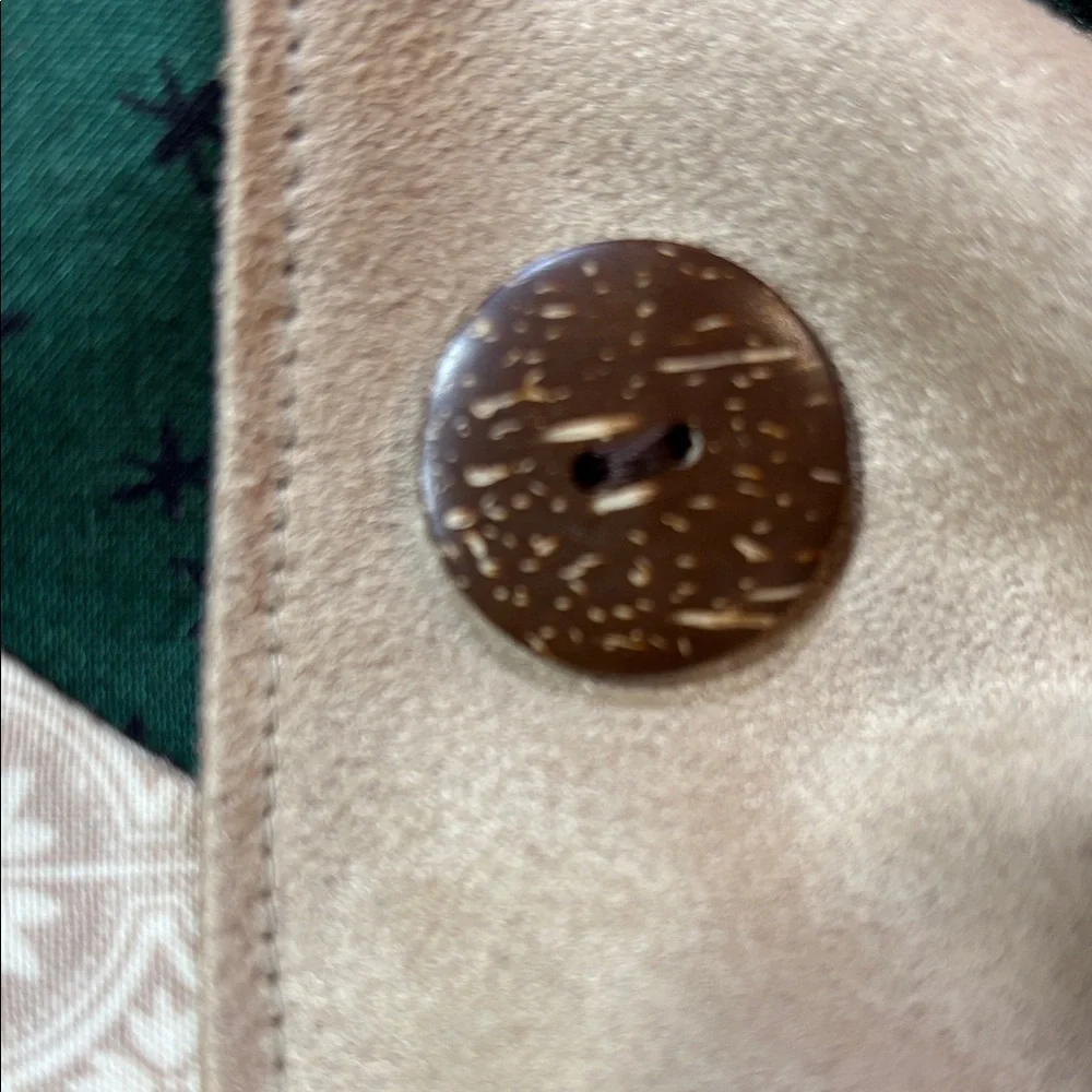 Fish-Shaped Drawstring Bag - Picture 5 of 5